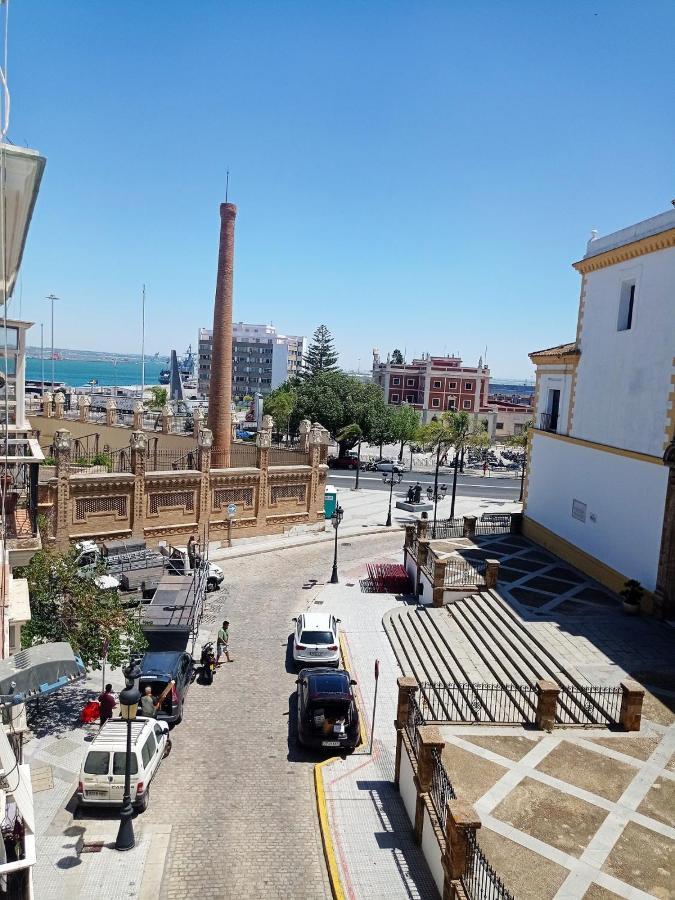 Planeta Cadiz Apartaments Exteriör bild