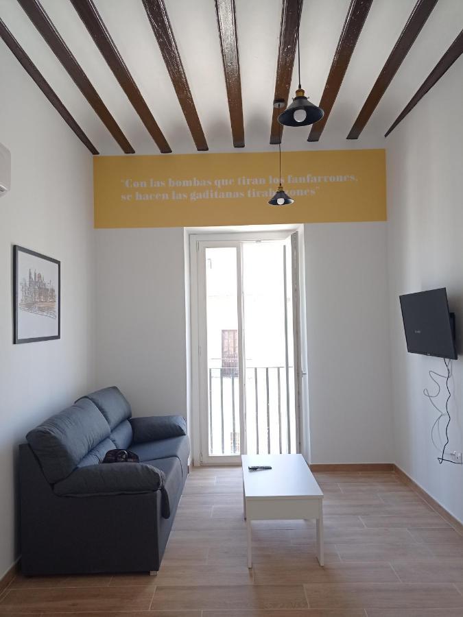 Planeta Cadiz Apartaments Exteriör bild