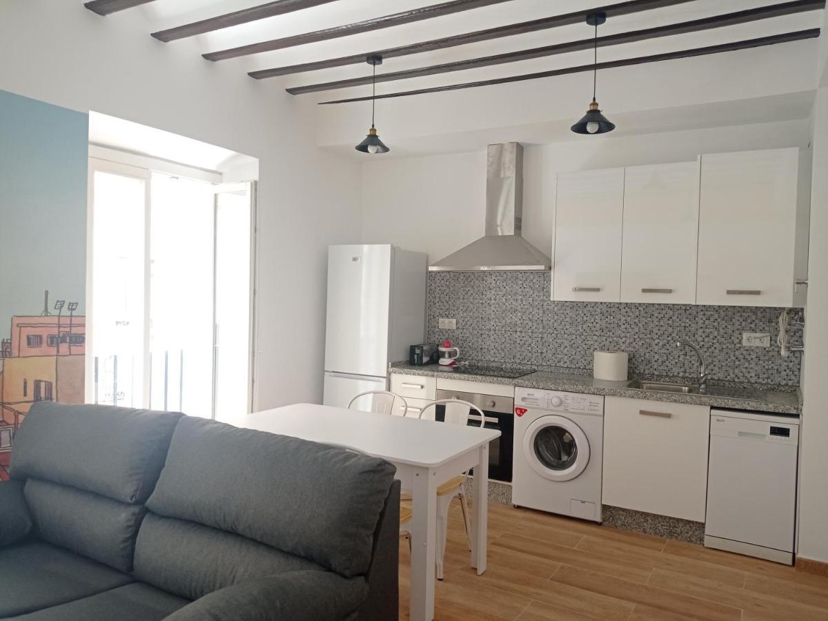Planeta Cadiz Apartaments Exteriör bild