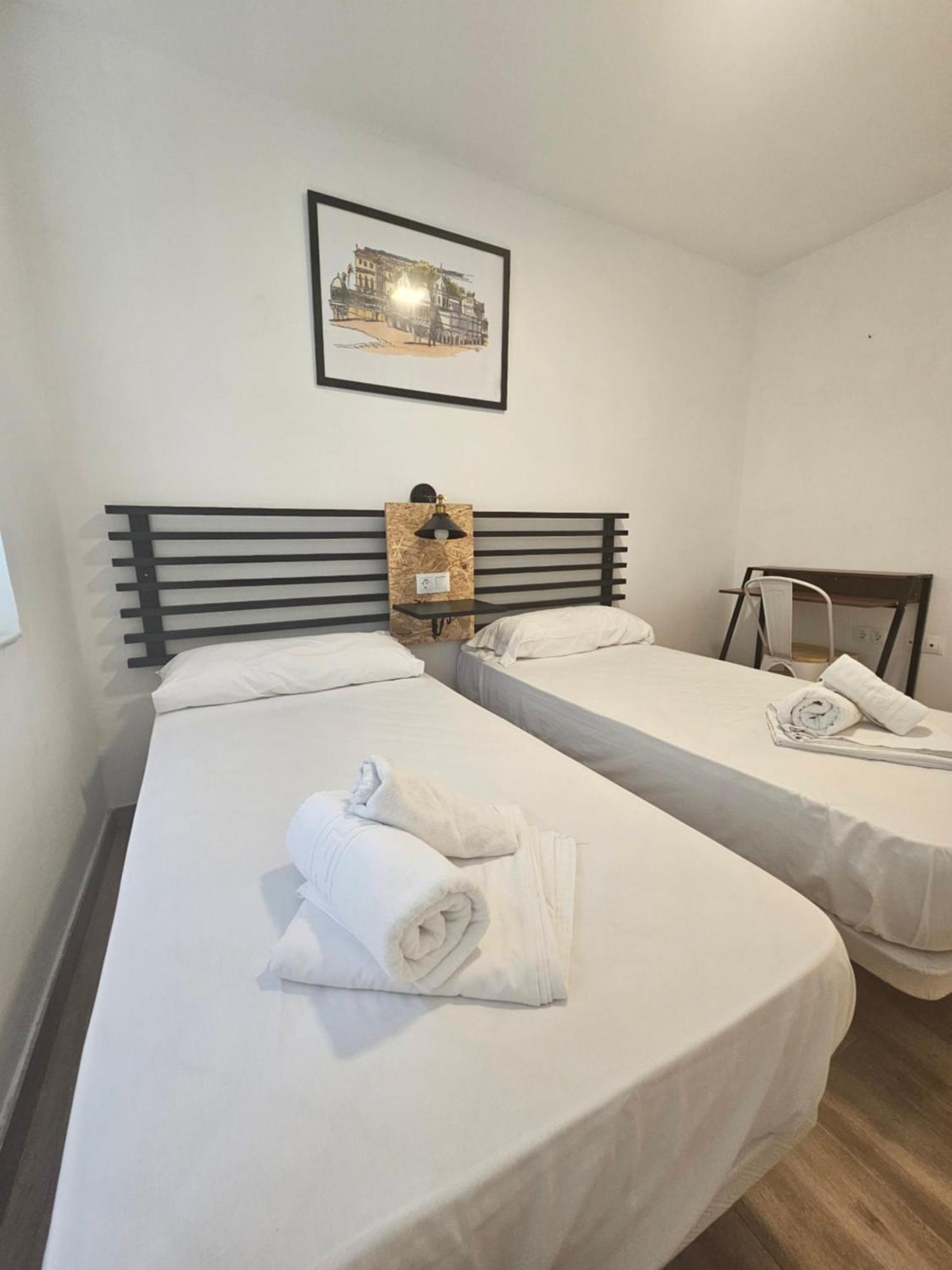 Planeta Cadiz Apartaments Exteriör bild
