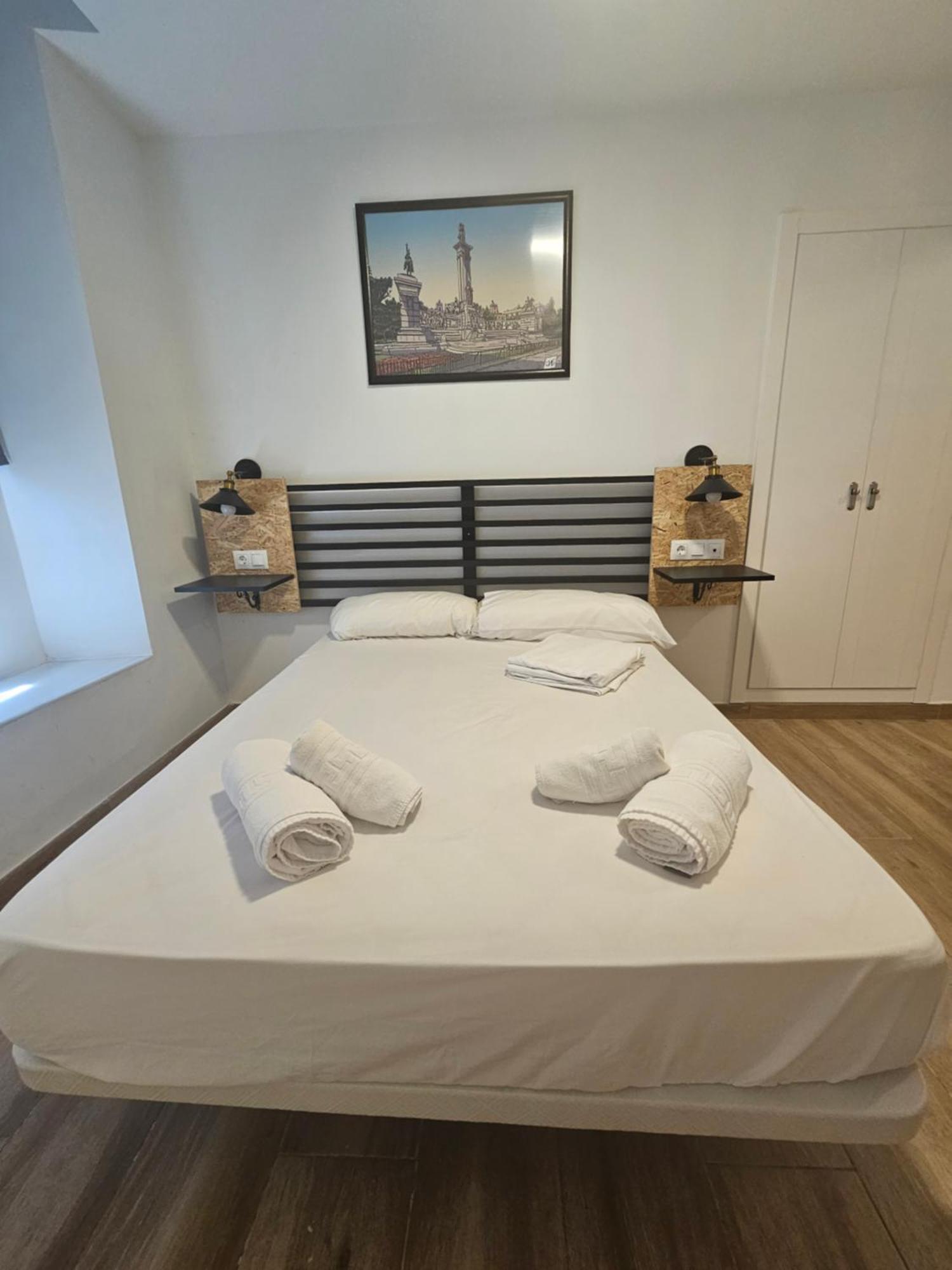 Planeta Cadiz Apartaments Exteriör bild
